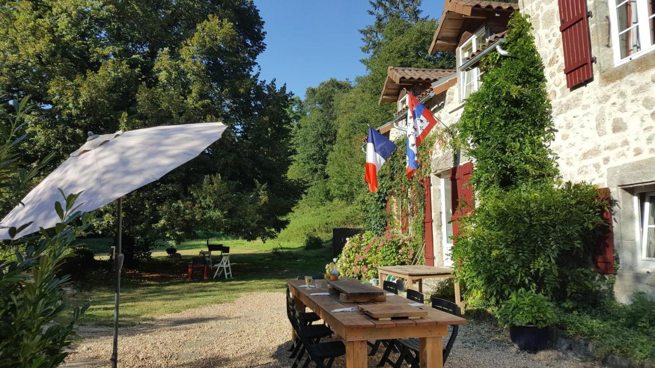 Le Moulin De Pensol - Gites Eksteriør bilde